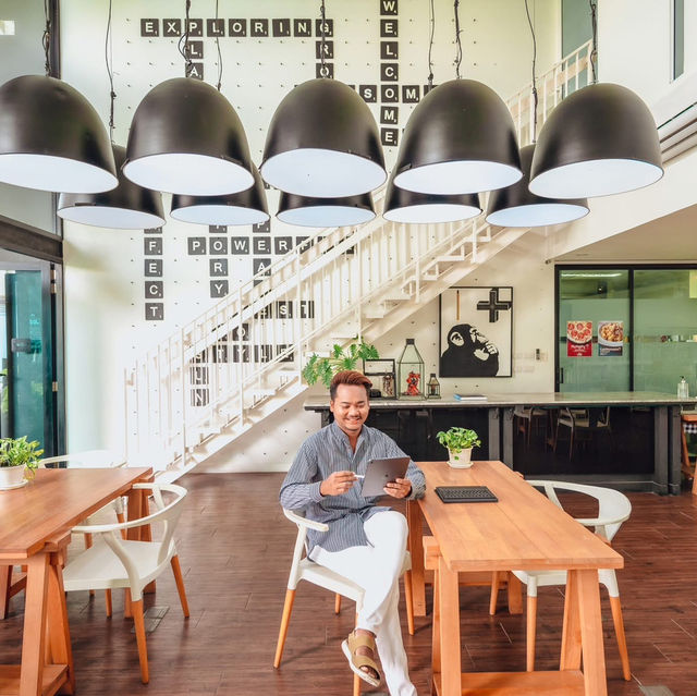 Blu Monkey Hub & Hotel Phuket 