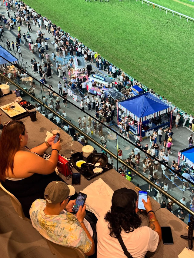 【🔥跑馬地夜馬必去！「先駿廊」餐廳露台歎美食+零距離睇賽事🏇】