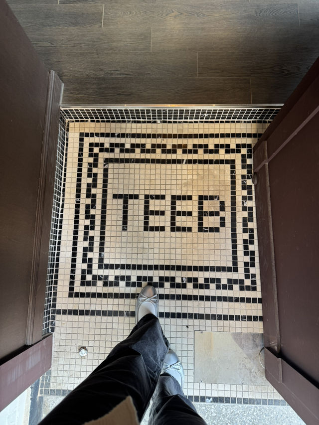 韓国/ソウル【延南洞】TEEB