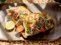 Sacred Lotus Cafe & Hostel (Phnom Penh)