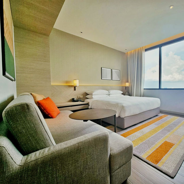 A Modern Haven of Comfort and Convenience