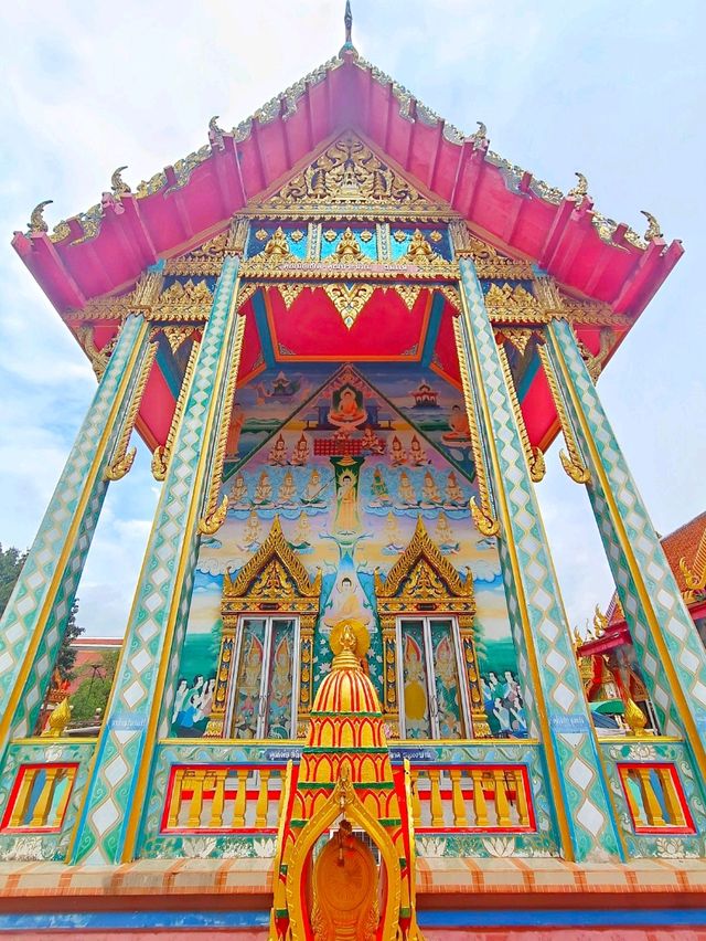 โบสถ์สีสัน วัดพุฒิปรางค์ปราโมทย์