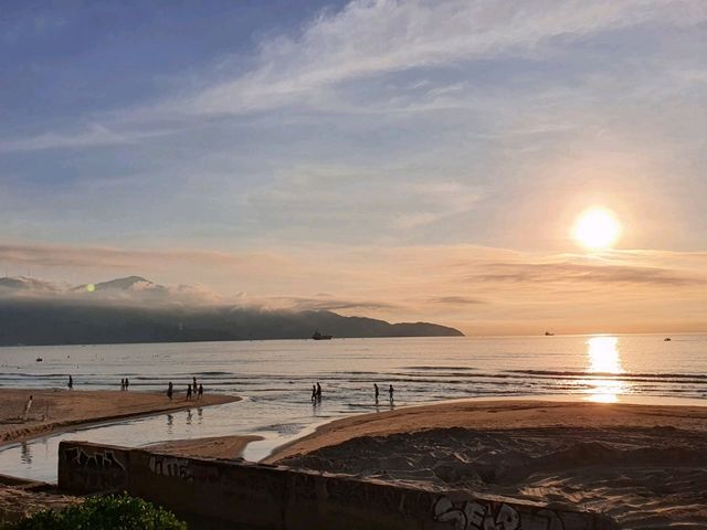 Da Nang fun in the sun