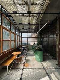 Dear Lucy Cafe