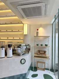 Fade Away คาเฟ่ ริมทะเลบางแสน
