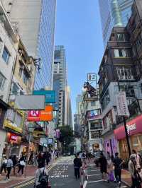 香江漫遊：都會脈動與海港閒情