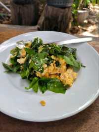ครัวคุณตุ้ม ร้านอาหารจัดจ้านแห่งกาญจนบุรี
