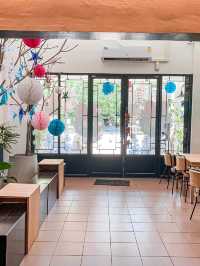 Matou Hostel & Cafe