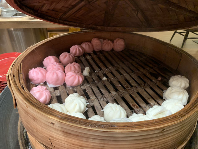 🍽️ Diverse Flavors at Makan Kitchen, DoubleTree by Hilton JB