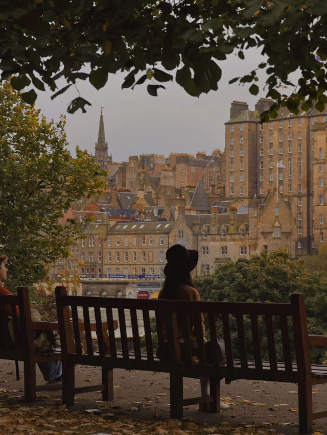 英國愛丁堡（Edinburgh）深度旅遊指南  ——中世紀城堡、魔法巷弄與蘇格蘭威士忌的奇幻旅程