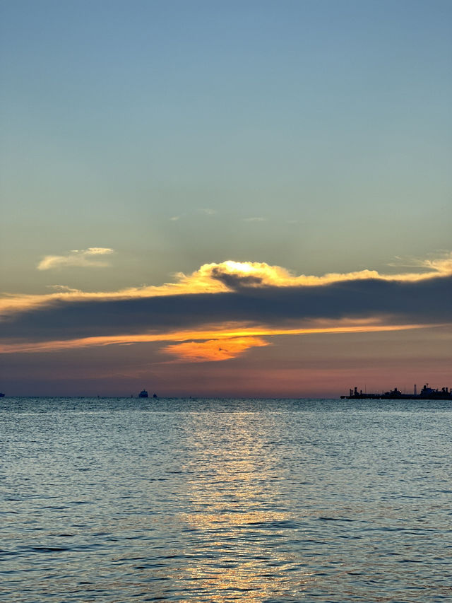 Chasing Sunset at Pantai Puteri