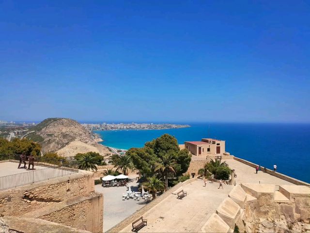 Epic Views & Castle Feels on a Hill
