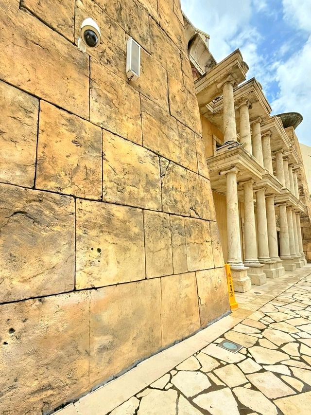 Rome in Macau: Coliseum Spotlight