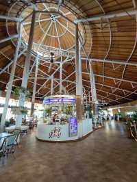 🛍️ Luxury Meets Leisure: A Walk Through Beachwalk Mall, Kuta
