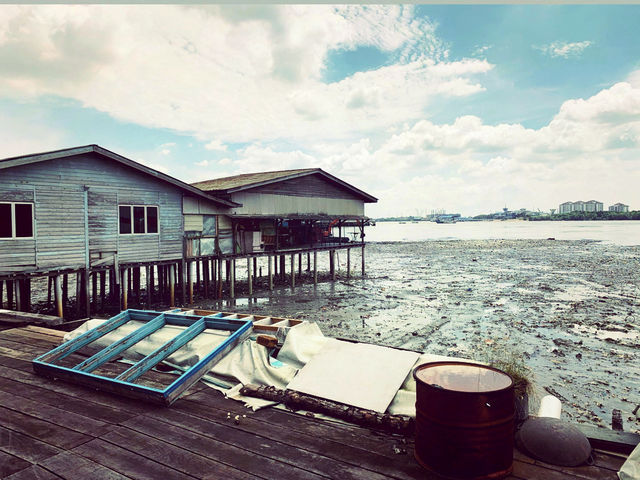 🦀 Pulau Ketam – The Floating Village You Didn't Know You Needed