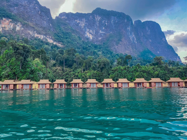  เขื่อนเชี่ยวหลาน (Cheow Lan Lake)