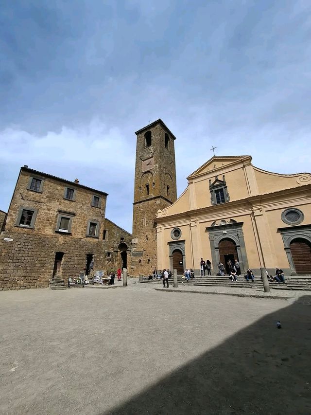 Timeless Beauty and Dramatic Views in Civita di Bagnoregio