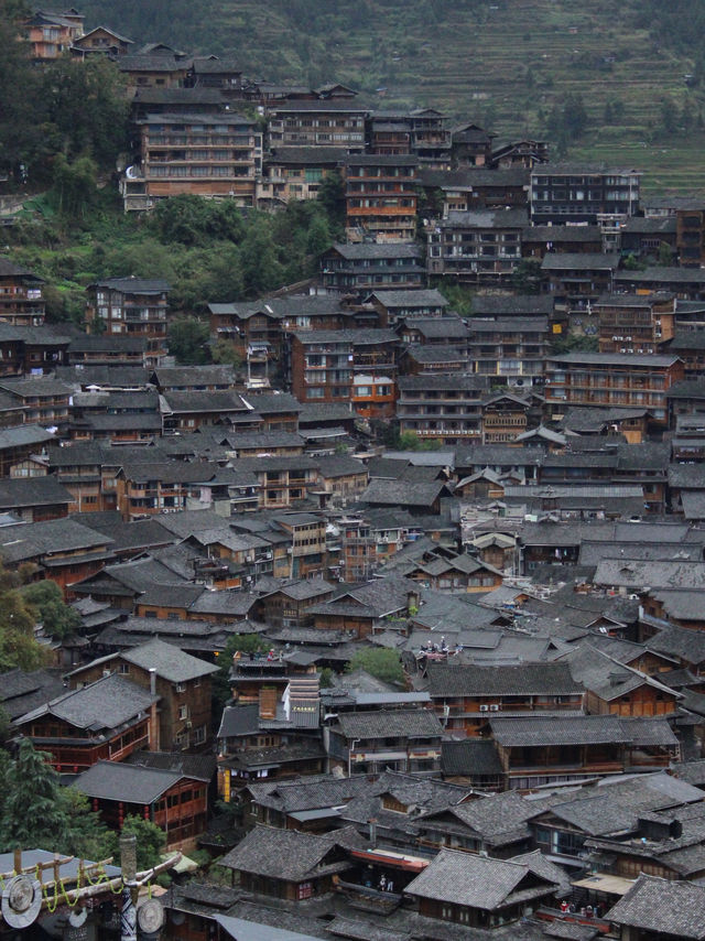 Lookout Above the Sea of Clouds: How Xijiang Turns Time into Landscape