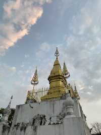 พระธาตุพูสี หลวงพระบาง