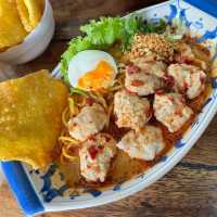 ก๋วยเตี๋ยวต้มยำน้ำข้นให้รีบตัก
