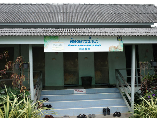 ชวนไปแช่น้ำพุร้อนเมืองเหนือกัน