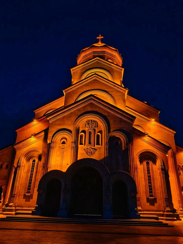 ⛪ Holy Trinity Cathedral (Sameba) – The Heart of Georgian Faith