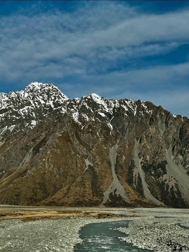 Exploring the Blue Lakes and Tasman Glacier Walks in Canterbury