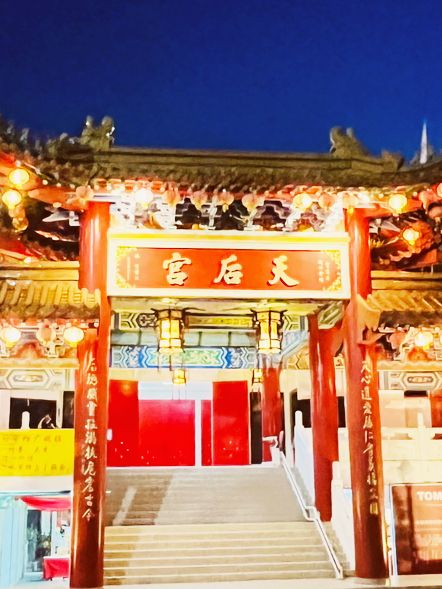 🙏 Thean Hou Temple: Where Chinese Roofs Kiss Kuala Lumpur's Sky! 🌆