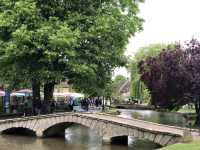 🌿 영국 런던 버튼 온 더 워터, 작은 강가 마을의 매력