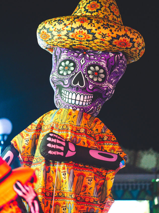 🌟【海洋公園哈囉喂!六大鬼域全面開箱】👻 今次哈囉喂同以前完全唔同晒!全園變身大型表演舞台🎭,每轉個彎都有驚喜演出,忙到停唔到,周圍滿佈嘩鬼👻~個個造型都好型~好落力投入角色。仲有爆肌Oppa 🌟【海洋公園哈囉喂!六大鬼域全面開箱】👻 今次哈囉喂同以前完全唔同晒!全園變身大型表演舞台🎭,每轉個彎都有驚喜演出,忙到停唔到,周圍滿佈嘩鬼👻~個個造型都好型~好落力投入角色。仲有爆肌Oppa