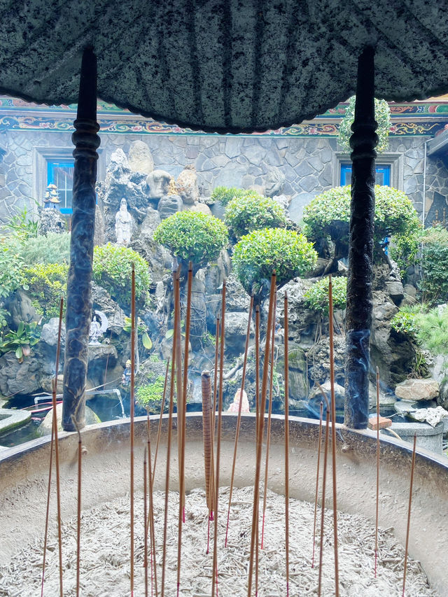 豐原最早的廟宇，宮內有嘉慶年間的文物喔！