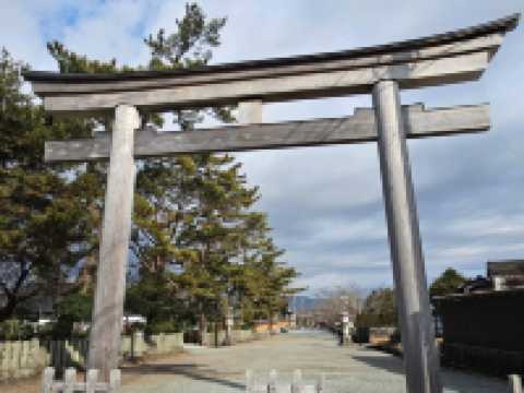 《宮地阿蘇神社|祈願之石與祈福之樹,把心願交給時間》🌲✨