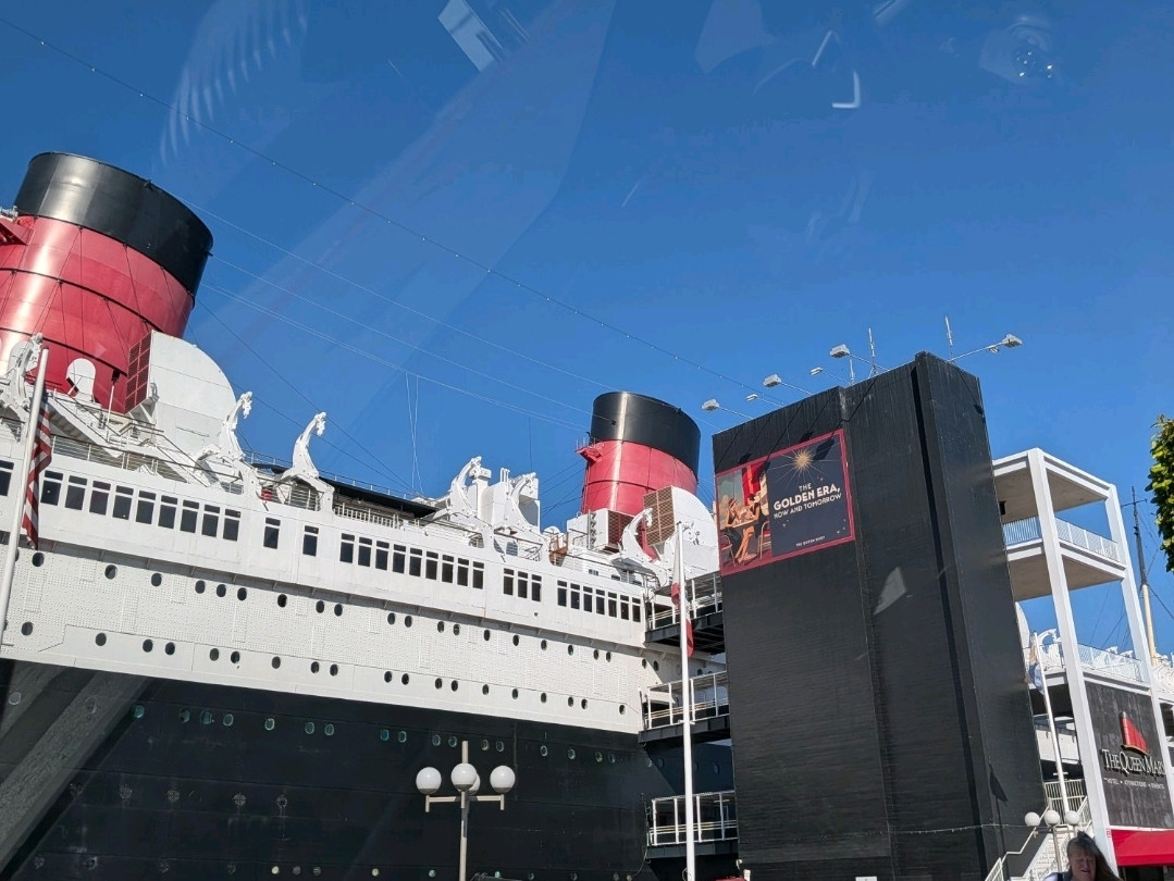 1世紀近く前の豪華客船クイーンメリー号 | Trip.com ロングビーチ