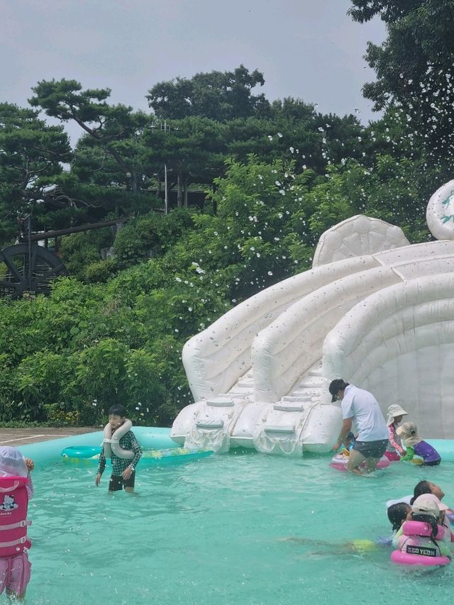 물놀이와 함께 카페데이트