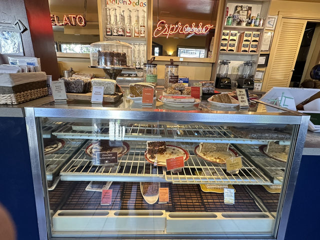 洛斯加托斯超級美味的冰淇淋美食店