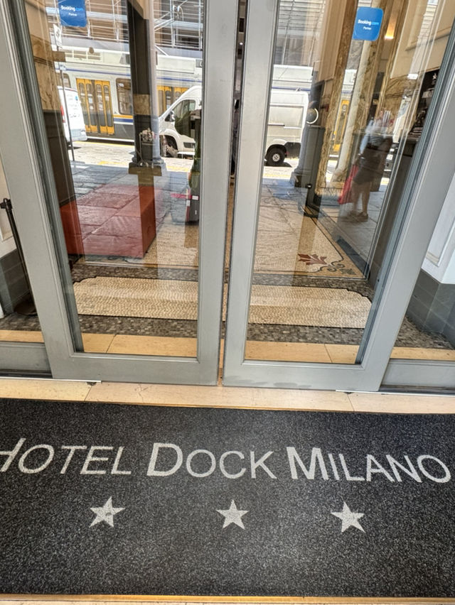 義大利用都靈的 Hotel Dock Milano住一晚