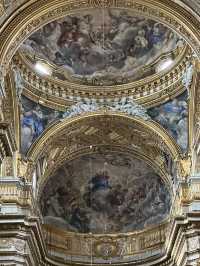 Strolling from Campo de’ Fiori to Ponte Sant’Angelo: A Roman Walk Through History & Charm 