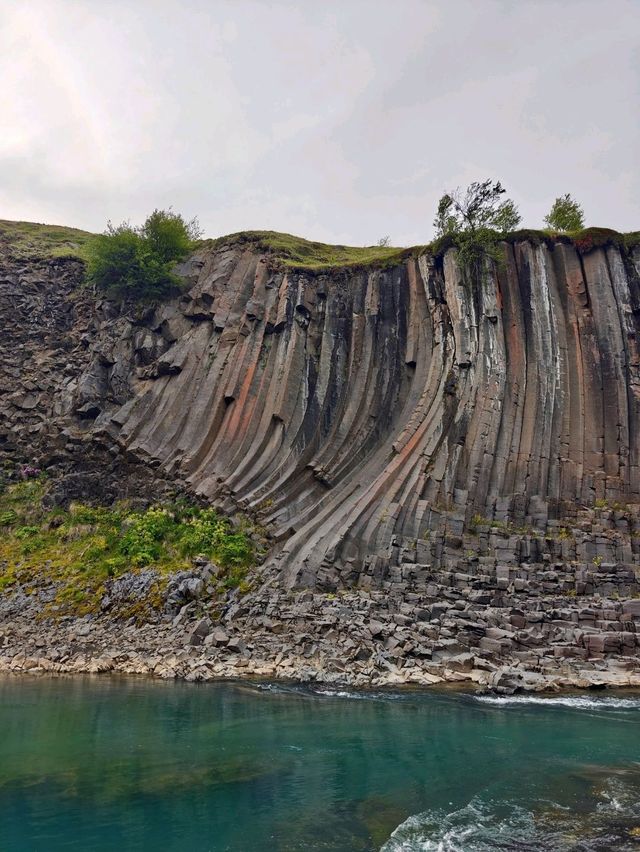 Stuðlagil Canyon, stunning basalt columns 