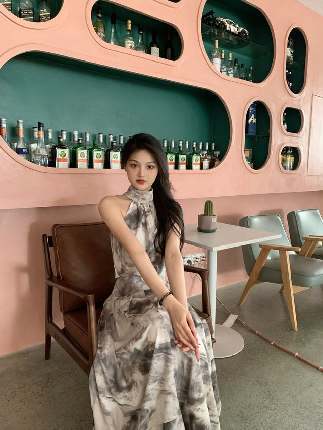 20元對面的酒店