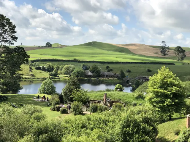 Encounter the fairy tale world—Hobbiton Hobbiton