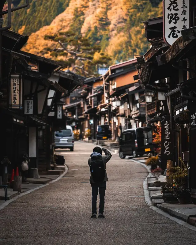 日本の秋の魅力：奈良井宿で紅葉の美しさを感じよう🍁🇯🇵