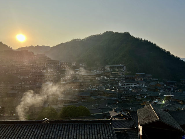 在苗寨的春山上，煮一壶茶