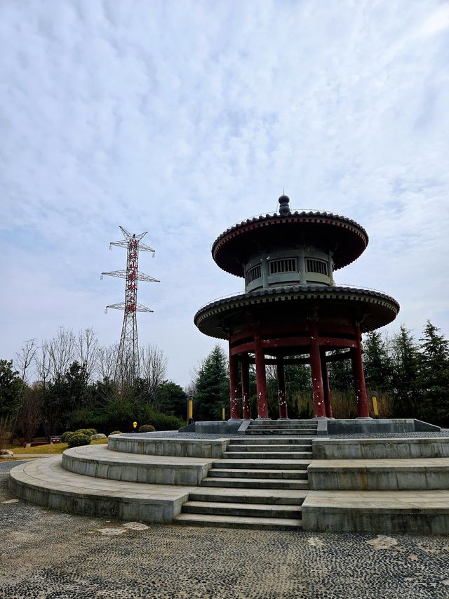 藏於都市裡的森林公園：西安清涼山森林公園