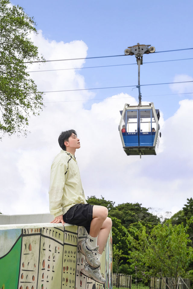 總要來香港坐一次全景纜車吧