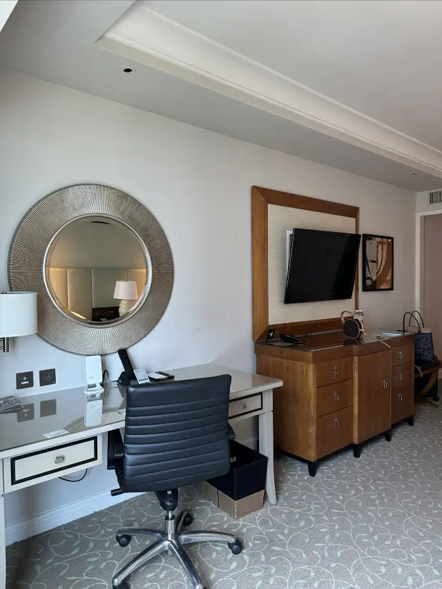 A day trip to the intoxicating Sheraton in Macau's hotels is a must!