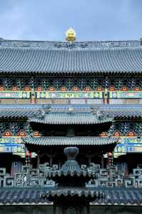 不輸弘法寺藏在深圳大鵬的一座海邊寺廟