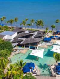 🌴🏖️ Fiji's Finest: Radisson Blu Resort Review 🌞🍹