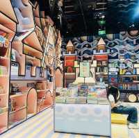 🌀 Spiral Bookstore in Shenzhen 📚 Most beautiful bookshop!