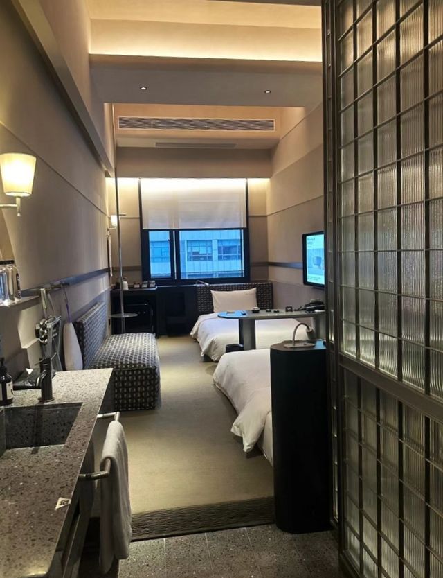 深圳!羅湖區!能住四人的工業風 loft 酒店! 深圳!羅湖區!能住四人的工業風 loft 酒店!