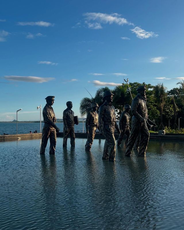 麥克阿瑟登陸紀念公園：穿越歷史的海濱之旅